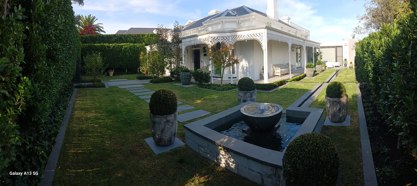 Formal garden — Lawns, paths and fountain